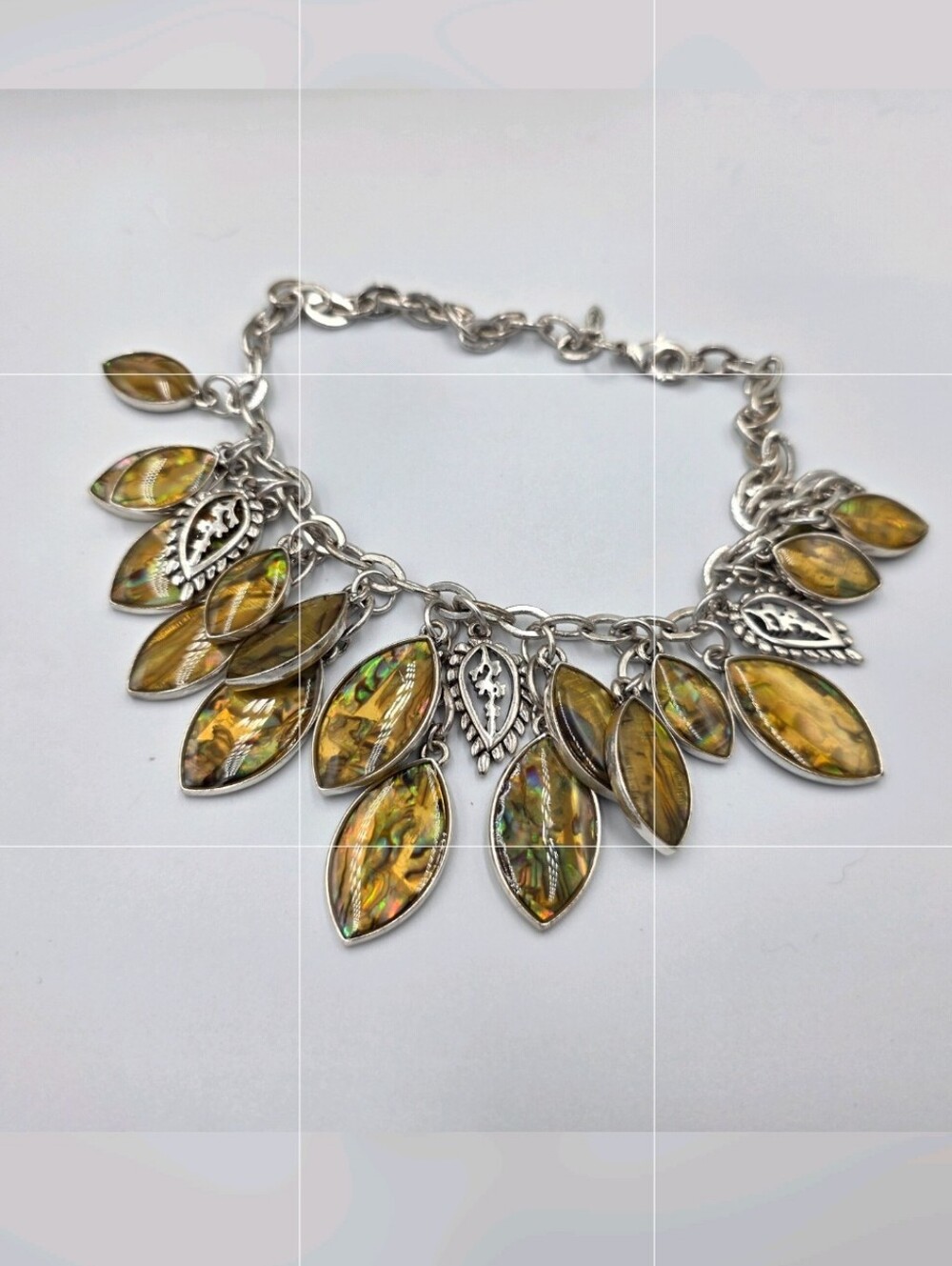 Premier Designs Silver Abalone Leaf Pendant‎ Statement Necklace Green Accents